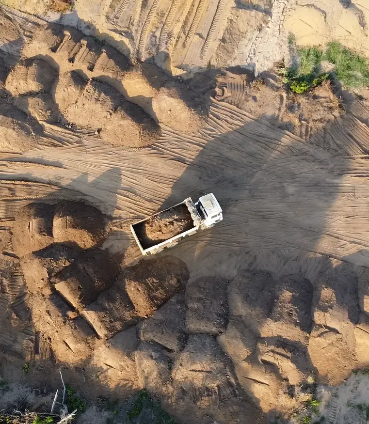 DJI_0460.MP4.00_00_03_13.Quadro001